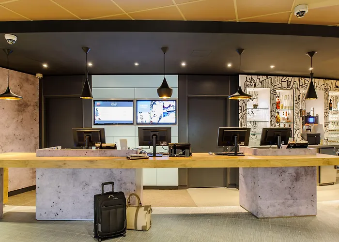 Ibis 3*