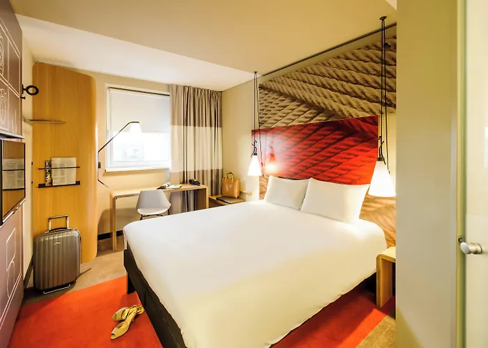 Ibis Hotel 3*