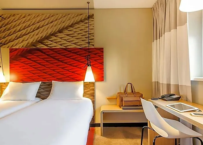 Ibis 3*